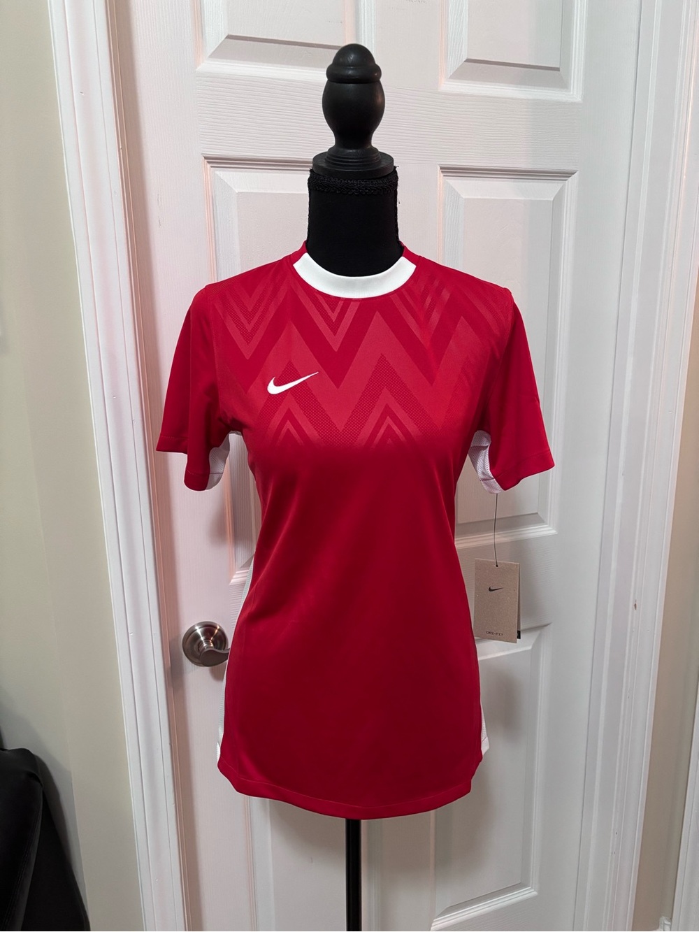 Nike Women’s Red Short-Sleeve Soccer/Football Jersey with White Trim